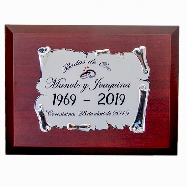 Placa homenaje pergamino
